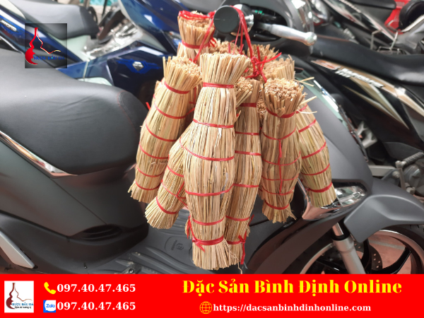 Tré Rơm Đặc Sản Bình Định