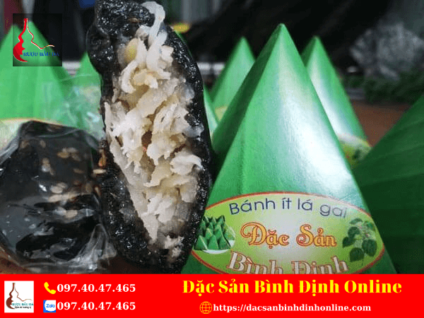 Thưởng Thức Bánh Ít Lá Gai Đặc Sản Bình Định