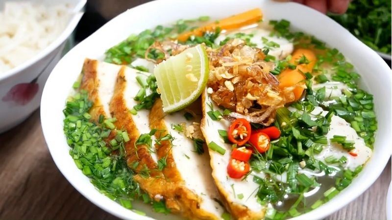 Bánh Canh Chả Cá Quy Nhơn Thơm Ngon Hấp Dẫn
