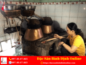 Quy Trình Nấu Rượu Đậu Xanh Bầu Đá Chuẩn Hương Vị Truyền Thống