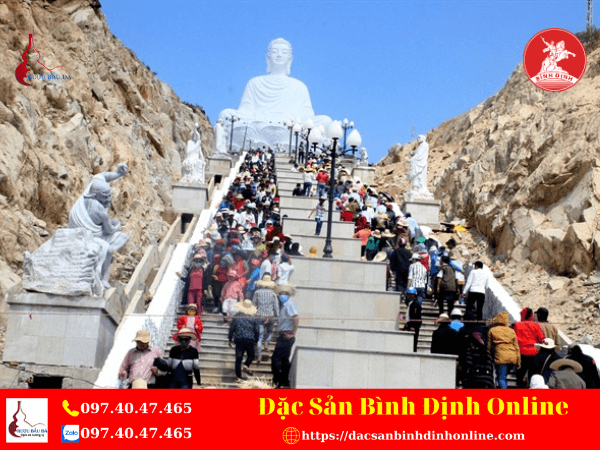 Lễ Hội Chùa Ông Núi Thu Hút Du Khách Thập Phương Ghé Thắm